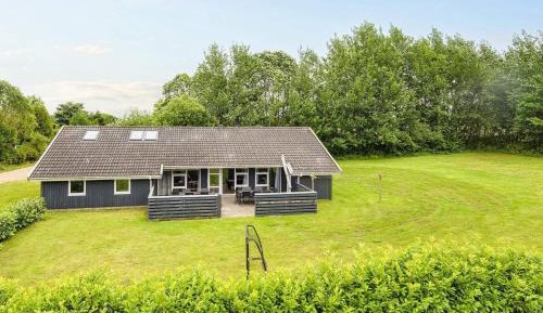 Five-Bedroom Holiday Home