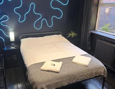 Double Room with Shared Bathroom
