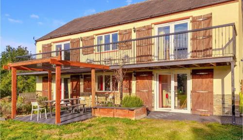 Four-Bedroom Holiday Home
