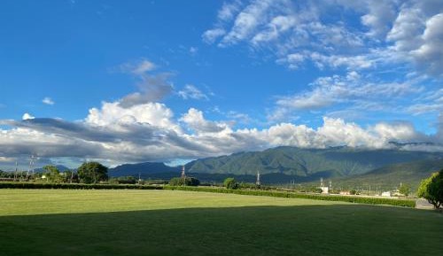 Double or Twin Room with Mountain View