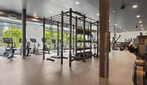 Queen Studio (Self Check-in with Virtual Front Desk)