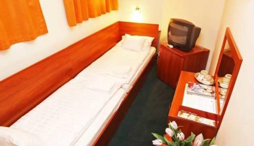 Small Twin Room