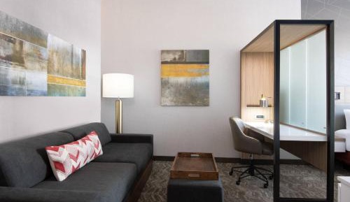 Suite, 1 King, Trundle bed
