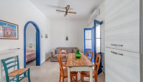 Superior One-Bedroom Apartment