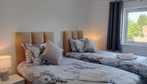 Three-Bedroom Superior Apartment