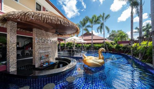 One-Bedroom Villa with Pool Access