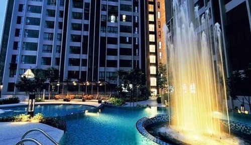 Two-Bedroom Apartment with Pool View