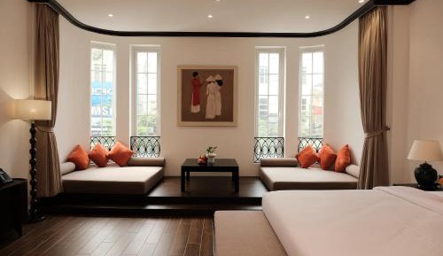 Superior King Suite