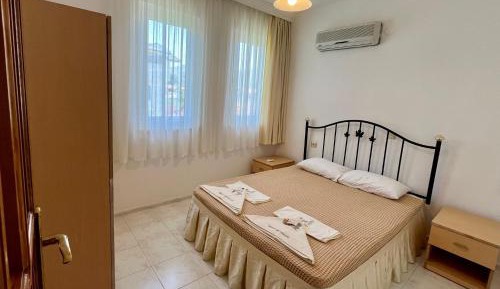 Suite with Pool View