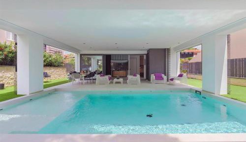 Four-Bedroom Holiday Home