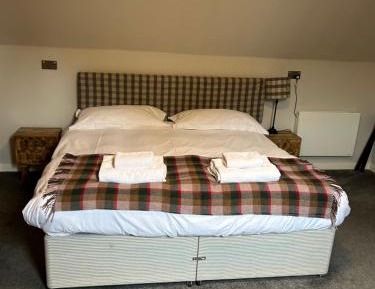 Deluxe King Suite