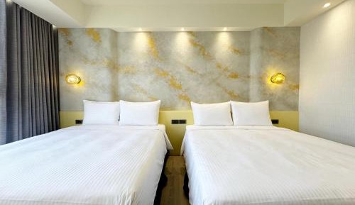 Deluxe Quadruple Room