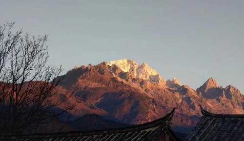 China Style Courtyard Duplex Suite