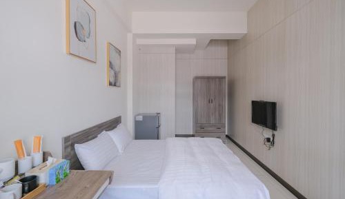 Double Room with Shared Bathroom