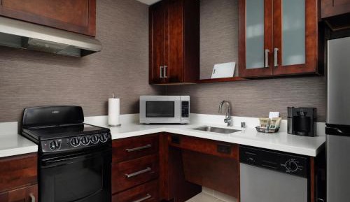 Newly Renovated One-Bedroom King Suite with Sofa Bed - Hearing Accessible