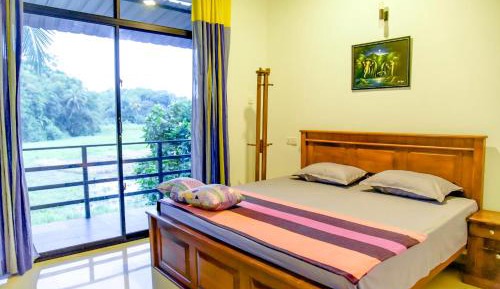 Deluxe Double Room with Balcony