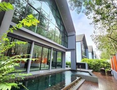 Three-Bedroom Villa