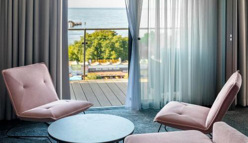 Studio Apartment with Sea View