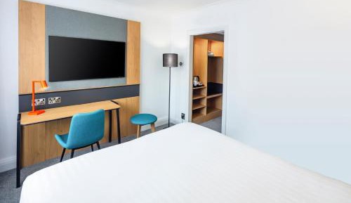 Standard Twin Room - Disability Access