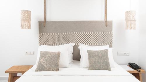 Family apartment with Pool view