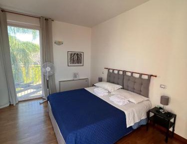 Double Room with Private External Bathroom