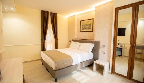 Superior Double or Twin Room with Terrace