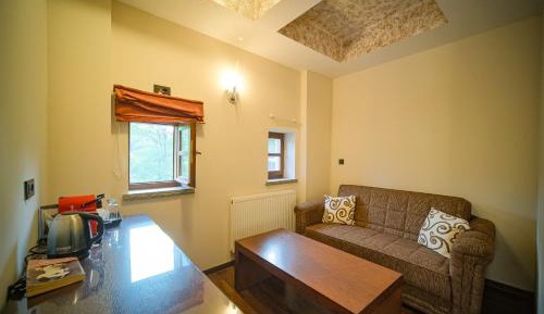 King Suite with Spa Bath