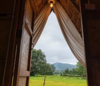 Deluxe Bungalow with Garden View
