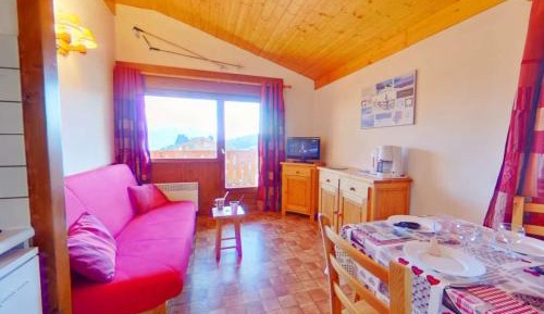 Apartment (6 Adults)
