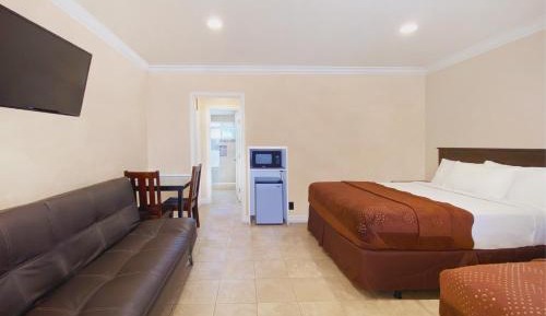 Connecting Suite