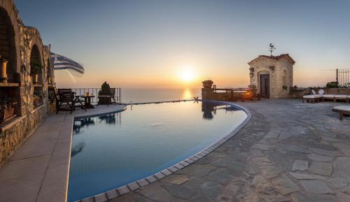 Five-Bedroom Villa