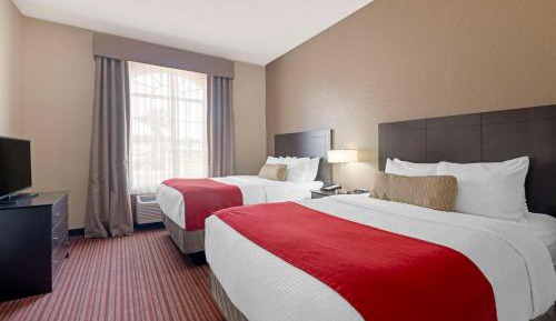 Queen Suite with Queen Beds - Non-Smoking