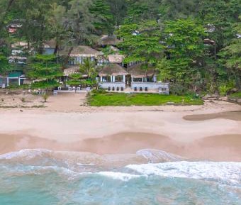 Villa - Beach Front