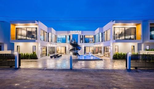 Villa with Private Pool