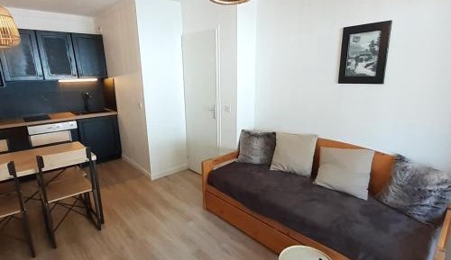 Apartment (4 Adults)