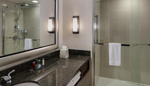 Junior King Suite
