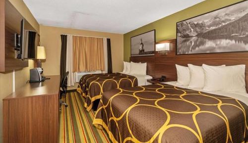 Queen Room with Two Queen Beds - Non-Smoking