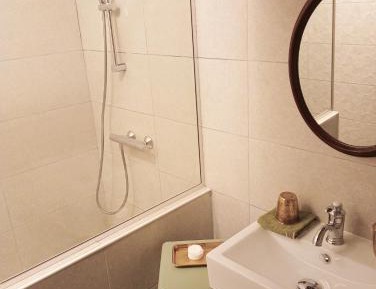 Deluxe Double Room with Shower