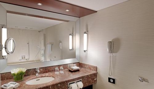 Luxury Acropolis King Suite