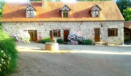 Holiday Home (8 Adults)