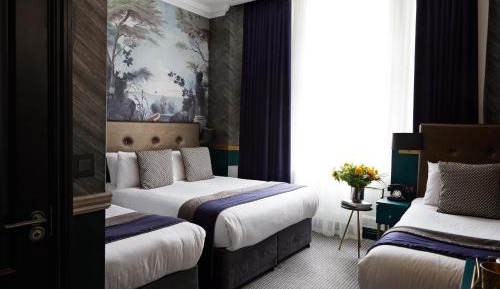 Deluxe Quadruple Room