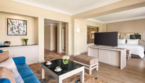 Junior Suite King Bed