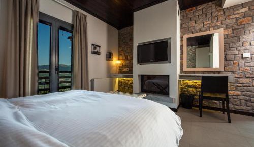 Deluxe Double Room with Fireplace
