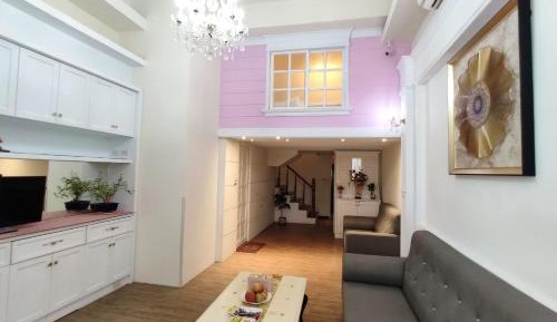 Three-Bedroom Townhouse