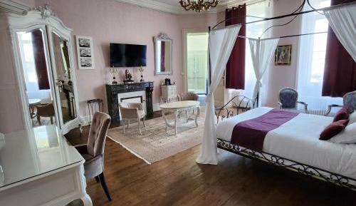 Deluxe Queen Room
