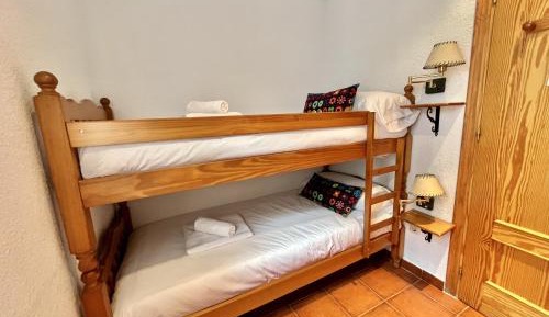 Economy Quadruple Room with Shared Bathroom