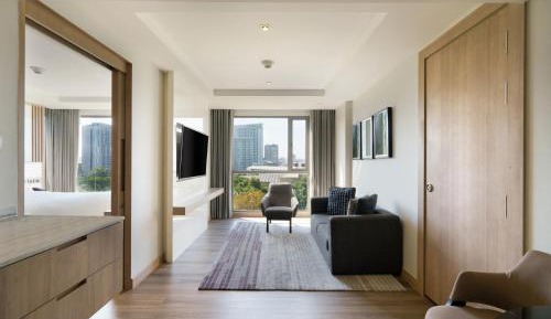 Executive King Suite with City View