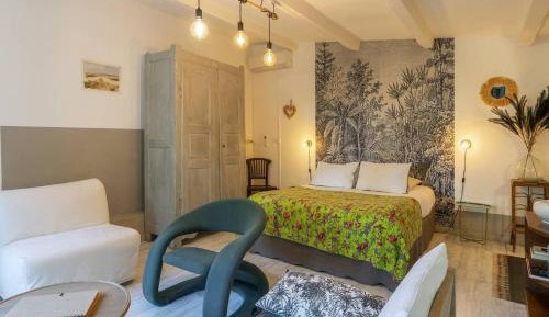 Cottage with Garden View