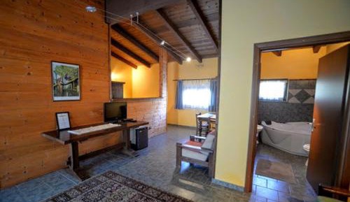 Suite with Garden View
