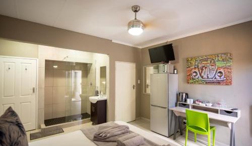 Double Room with Private Bathroom